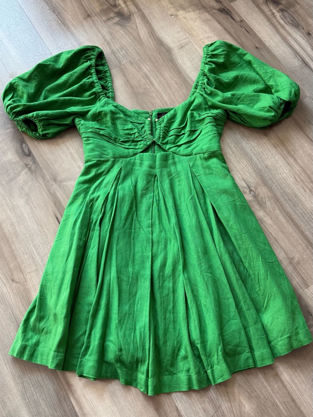 House of Harlow 1960 Bright Green Dress with Puff Detail